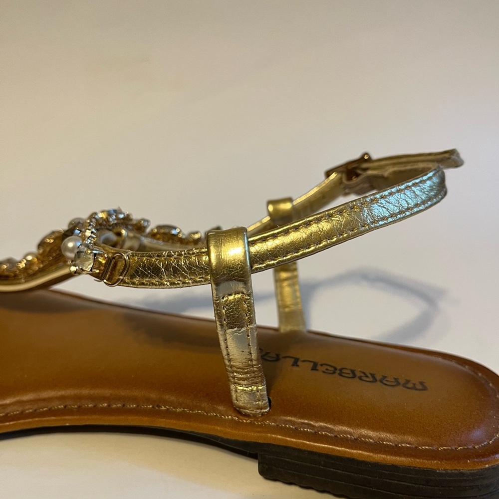 Sz 9 City Lights Bling Sandals Gold Metallic Rhinestone & Pearl Thong - Picture 11 of 13